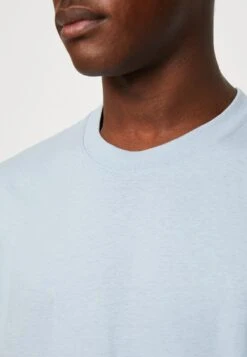 YOURTURN Unisex - Print T-Shirt - Light Blue 13 YOURTURN Unisex - Print T-Shirt - Light Blue -Yourturn Shop 870032fc84a046f4b46e42c37f3fabfe