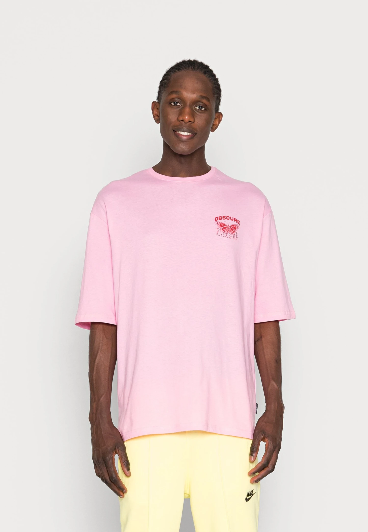 YOURTURN Nostalgia Future Tee Unisex - Print T-Shirt - Pink 5 YOURTURN Nostalgia Future Tee Unisex - Print T-Shirt - Pink - Image 3