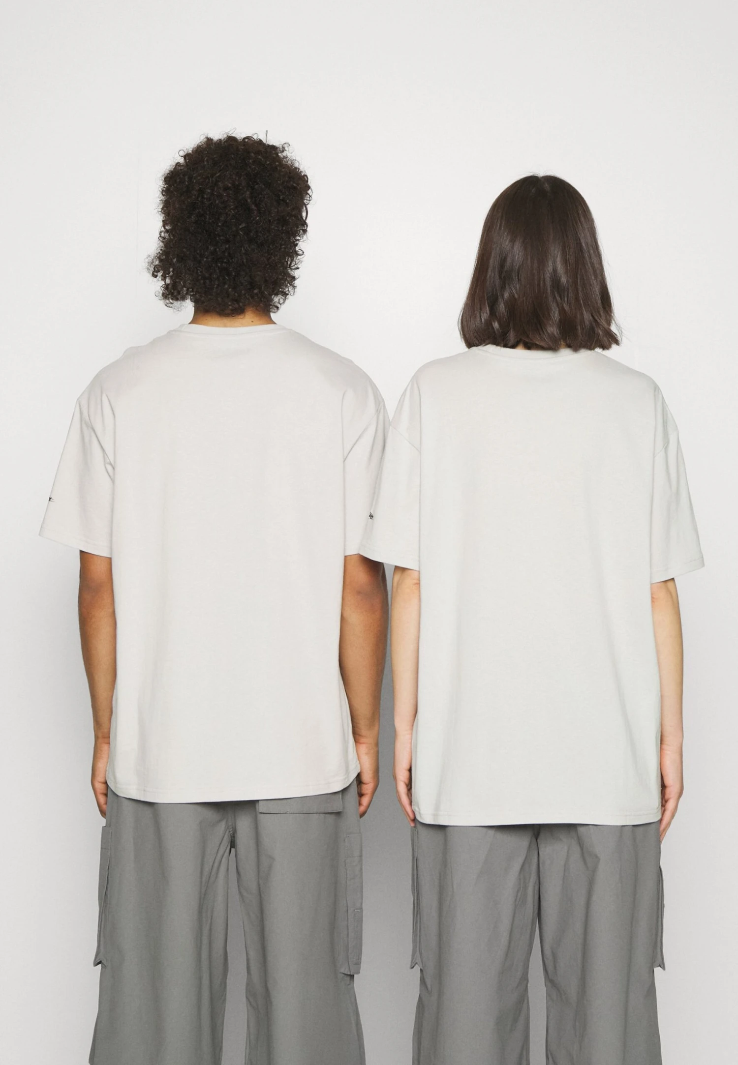 YOURTURN Unisex - Print T-Shirt - Light Grey 5 YOURTURN Unisex - Print T-Shirt - Light Grey - Image 3