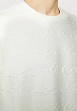YOURTURN Tribal Embossed Unisex - Sweatshirt - Off White 13 YOURTURN Tribal Embossed Unisex - Sweatshirt - Off White -Yourturn Shop 8c390ca9c9fe42218bf5de86ef627030