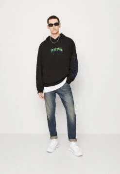 YOURTURN Transform Unisex - Sweatshirt - Black 9 YOURTURN Transform Unisex - Sweatshirt - Black -Yourturn Shop 8d35bdfc421f4307bbb8a40381d60243