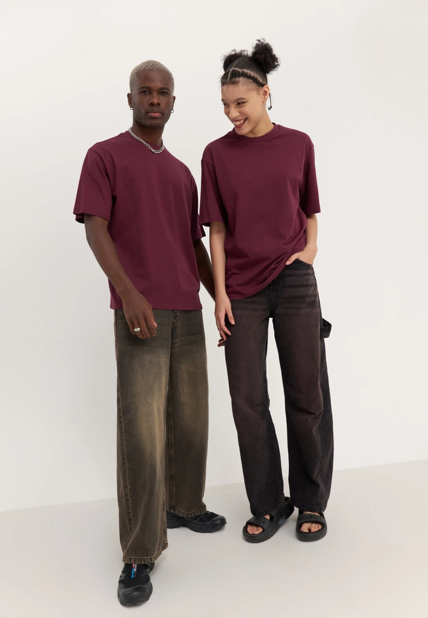 YOURTURN UNISEX 3 PACK BASIC OVERSIZED T-SHIRT - Basic T-shirt - Dark Blue/light Blue/bordeaux 6 YOURTURN UNISEX 3 PACK BASIC OVERSIZED T-SHIRT - Basic T-shirt - Dark Blue/light Blue/bordeaux - Image 4