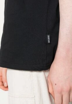 YOURTURN Graphic T-Shirt Beyond Unisex - Print T-Shirt - Black -Yourturn Shop 914acf9eb0cf4c74baa0b6ba0726356c