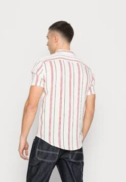 YOURTURN Unisex - Button-Down Blouse - Pink 9 YOURTURN Unisex - Button-Down Blouse - Pink -Yourturn Shop 92073811ddd341cab9f4440d3574585a