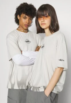 YOURTURN Unisex - Print T-Shirt - Light Grey 11 YOURTURN Unisex - Print T-Shirt - Light Grey -Yourturn Shop 9271e7045e624da787f88a3fc6e1799f