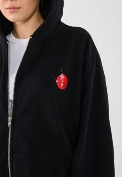 YOURTURN UNISEX - Zip-up Sweatshirt - True Black 15 YOURTURN UNISEX - Zip-up Sweatshirt - True Black -Yourturn Shop 97446d3229ff417bacbb5a360c816501