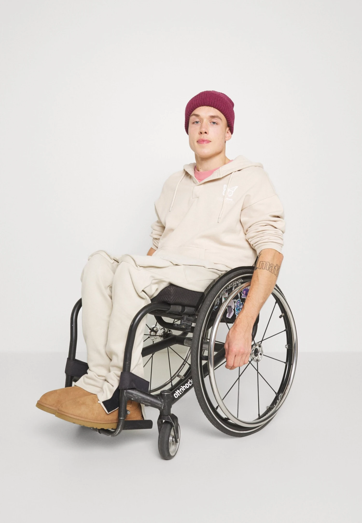 YOURTURN Unisex - Sweatshirt - Beige 8 YOURTURN Unisex - Sweatshirt - Beige - Image 6