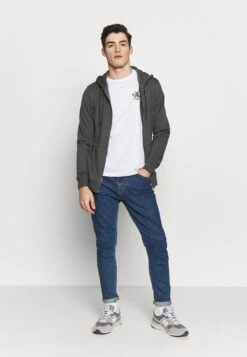 YOURTURN Long Sleeved Top - Long Sleeved Top -Yourturn Shop 9e9747f8b0cf44b1a3b569765186459a