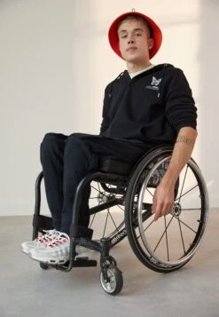 YOURTURN Tracksuit Bottoms - Black 14 YOURTURN Tracksuit Bottoms - Black -Yourturn Shop a400bb20f5e848e7b5127699a27973c9