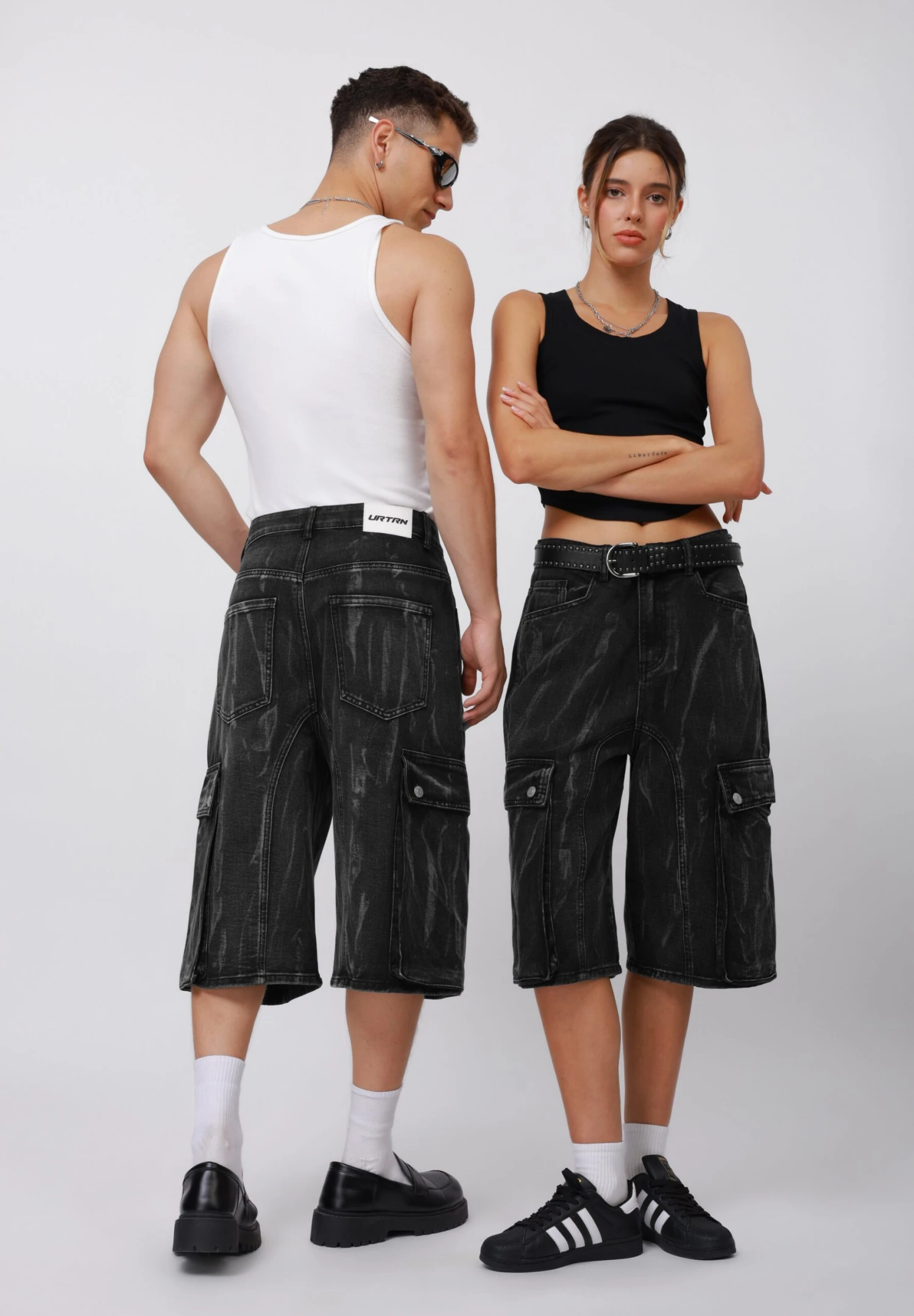 YOURTURN UNISEX - Denim Shorts - Black 3 YOURTURN UNISEX - Denim Shorts - Black
