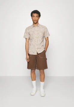 YOURTURN Unisex - Denim Shorts - Brown 9 YOURTURN Unisex - Denim Shorts - Brown -Yourturn Shop a651e7b7af5b4f1bba80d470816d007e