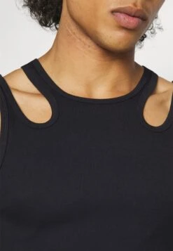 YOURTURN Unisex - Top - Black 13 YOURTURN Unisex - Top - Black -Yourturn Shop a8aefe6fb99f4d9089a6ba7639955fb5