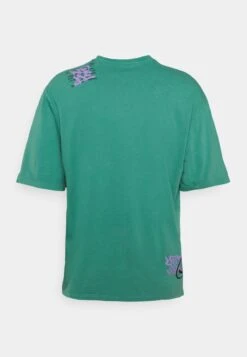 YOURTURN Print Wash Unisex - Print T-Shirt - Green 6 YOURTURN Print Wash Unisex - Print T-Shirt - Green -Yourturn Shop a8d7cc5aef9641aa9d53c937ff660f07