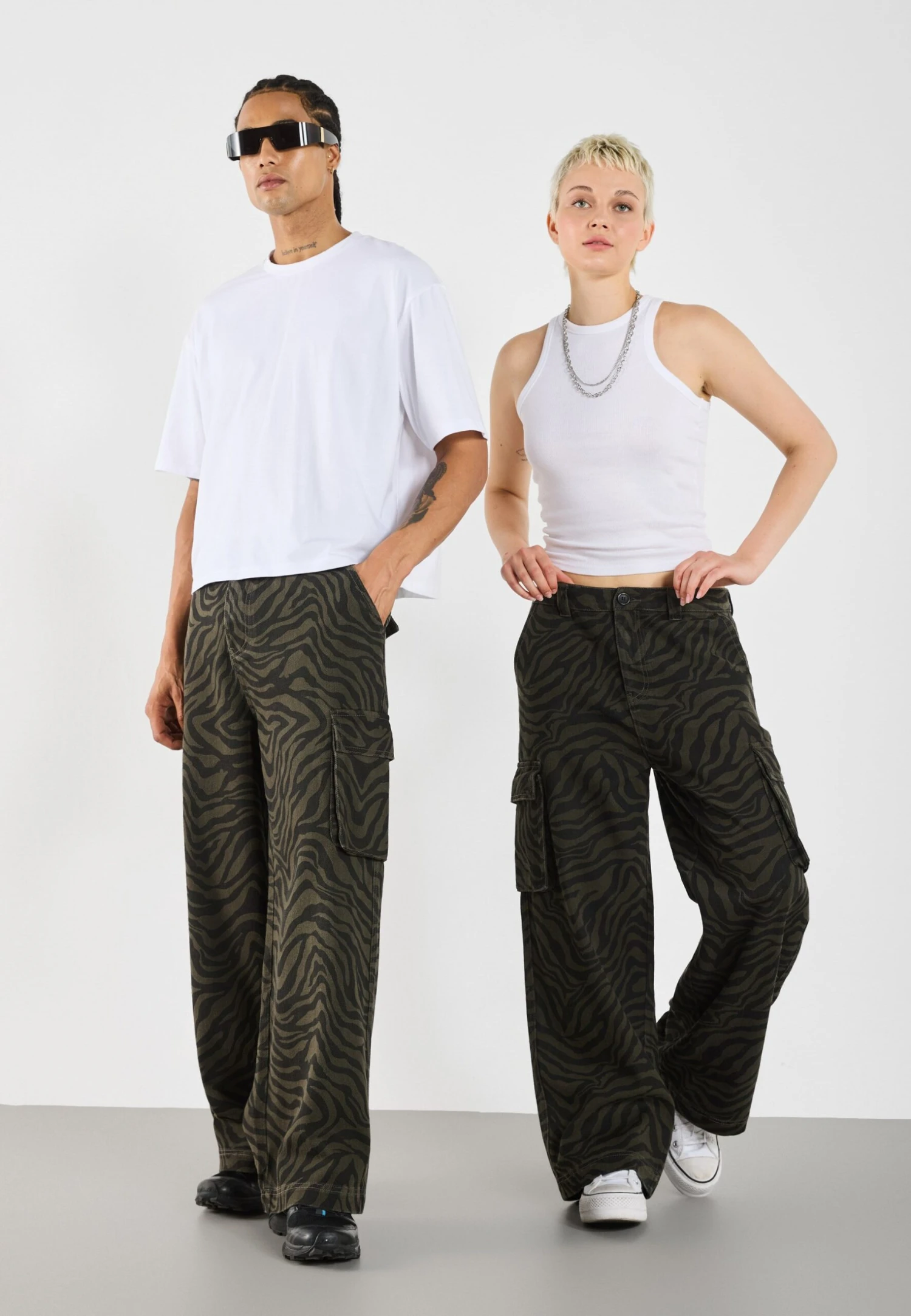 YOURTURN UNISEX - Cargo Trousers - Green 3 YOURTURN UNISEX - Cargo Trousers - Green