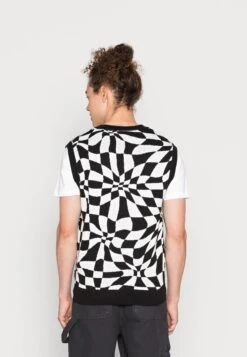 YOURTURN Distorted Check Vest Unisex - Jumper - Black/White -Yourturn Shop b039e6683b6846d79acd1f15c36fae0f