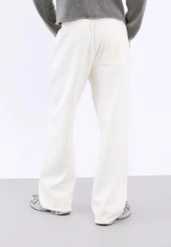 YOURTURN UNISEX - Tracksuit Bottoms - Egret -Yourturn Shop b948f92bb6b14329871961adf440d24b