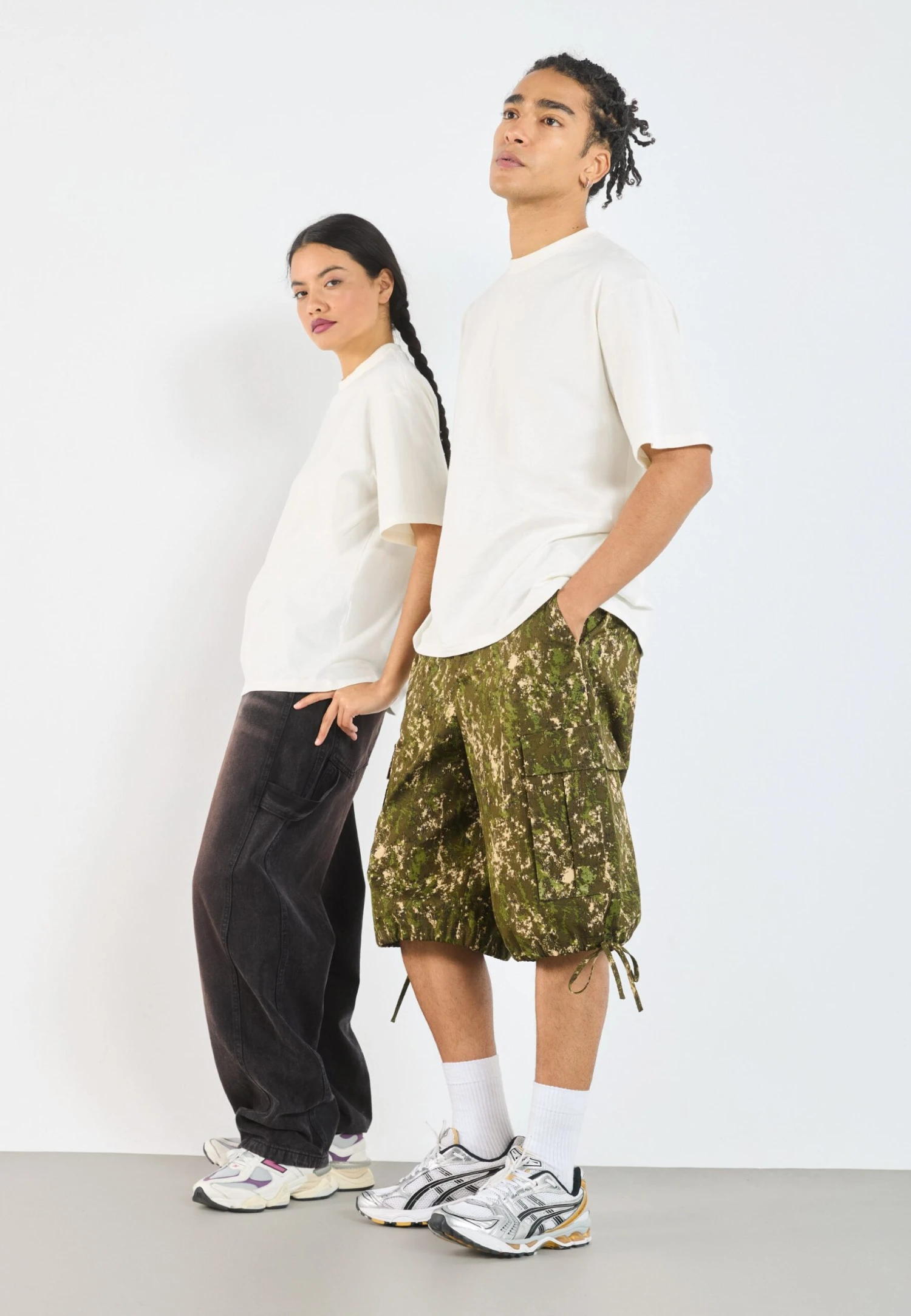 YOURTURN UNISEX 2 PACK BASIC BOXY T SHIRT - Basic T-shirt - Coffee Bean/egret 6 YOURTURN UNISEX 2 PACK BASIC BOXY T SHIRT - Basic T-shirt - Coffee Bean/egret - Image 4