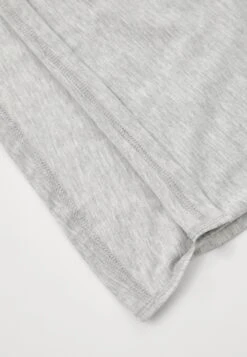 YOURTURN UNISEX 3 PACK - Basic T-shirt - 1x True Black / 1x Bright White 11-0601 Tcx / 1x H03c 16 YOURTURN UNISEX 3 PACK - Basic T-shirt - 1x True Black / 1x Bright White 11-0601 Tcx / 1x H03c -Yourturn Shop bb477b27bce747cdb1989bee46d3b0cc