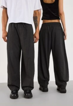 YOURTURN BARREL TROUSER UNISEX - Trousers - Dark Grey Melange 13 YOURTURN BARREL TROUSER UNISEX - Trousers - Dark Grey Melange -Yourturn Shop bce8a111b009413a80b6c34018fae8c9