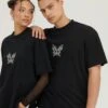 YOURTURN UNISEX - Print T-shirt - Black/silver 2 YOURTURN UNISEX - Print T-shirt - Black/silver -Yourturn Shop bdb915ccbb7d4cef91db1801b69900e5