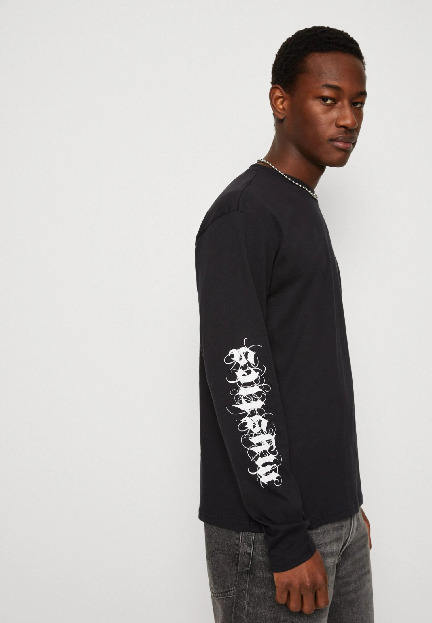 YOURTURN Unisex - Long Sleeved Top - Black 6 YOURTURN Unisex - Long Sleeved Top - Black - Image 4