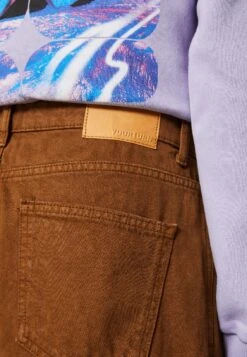 YOURTURN Unisex - Relaxed Fit Jeans -Yourturn Shop c0082cd3a5d24d63b1a92f6510e64a77