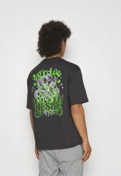 YOURTURN Snake Desire Tee Unisex - Print T-Shirt - Dark Grey 11 YOURTURN Snake Desire Tee Unisex - Print T-Shirt - Dark Grey -Yourturn Shop c10a5b67c1d54582948d04288bb72d47