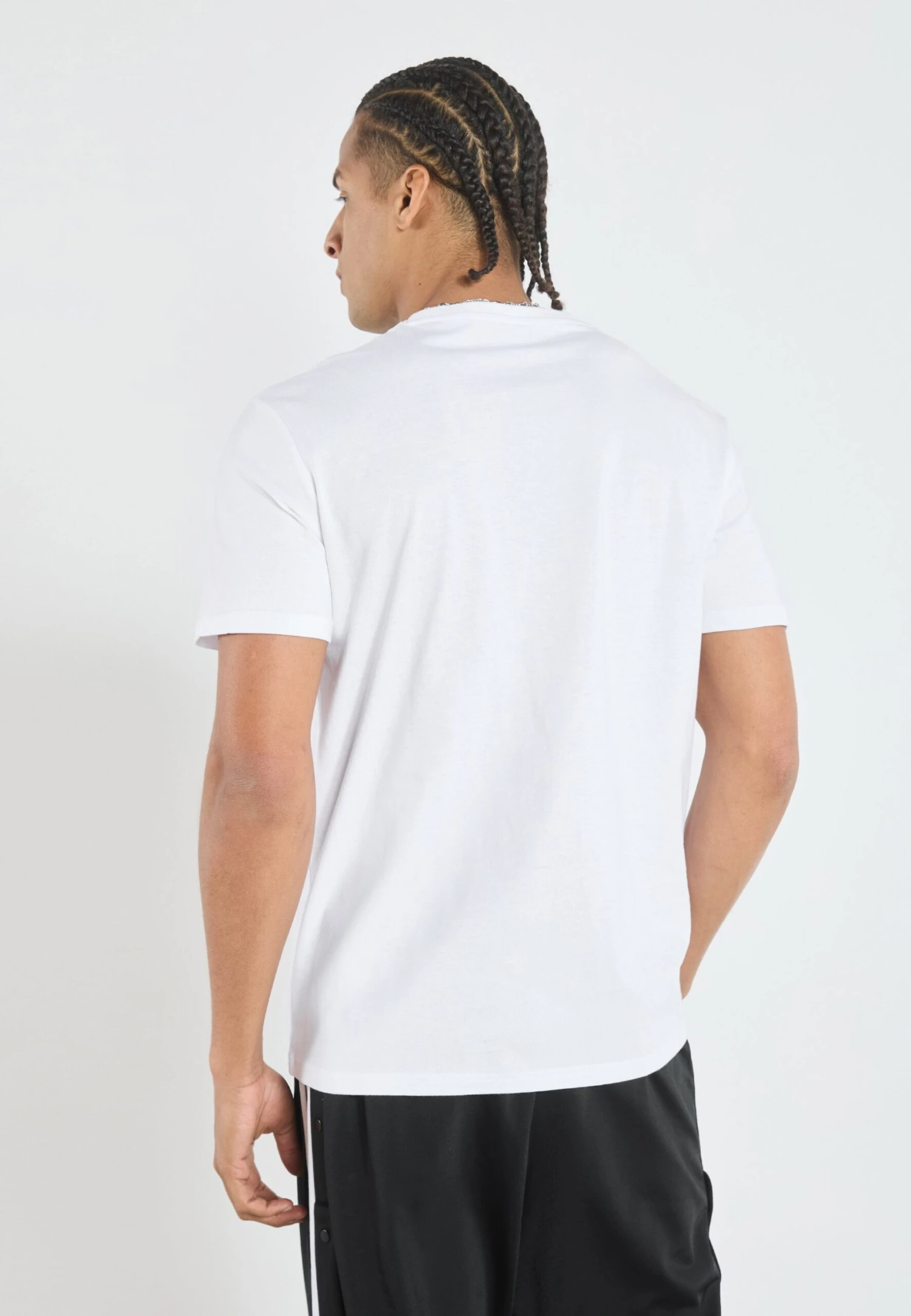 YOURTURN UNISEX 2 PACK BASIC REGULAR T SHIRT - Basic T-shirt - Bright White 7 YOURTURN UNISEX 2 PACK BASIC REGULAR T SHIRT - Basic T-shirt - Bright White - Image 5