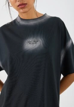 YOURTURN UNISEX - Print T-shirt - Black Washed -Yourturn Shop c49d097fd04e41d2ab8832aadff79f0f