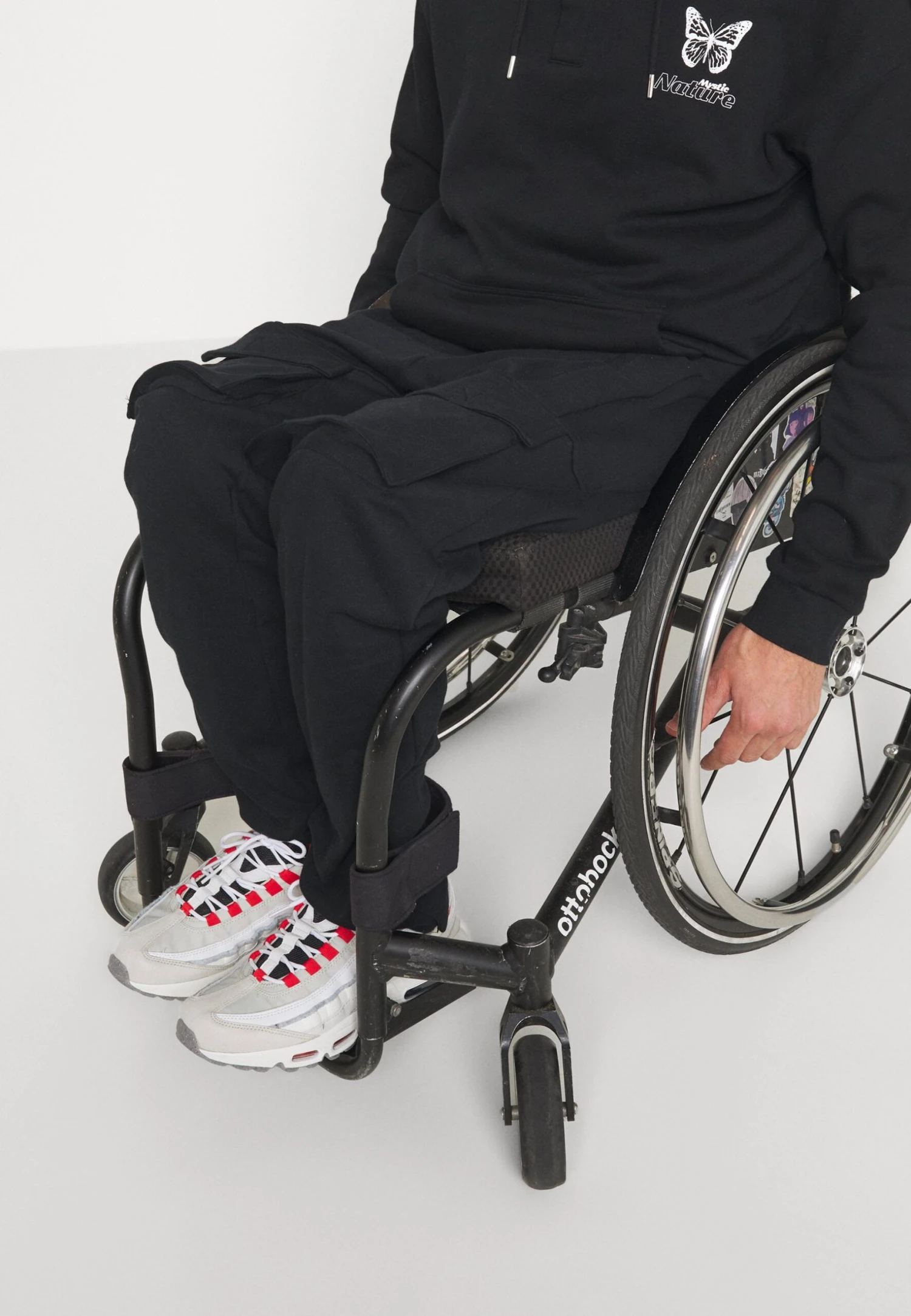 YOURTURN Tracksuit Bottoms - Black 5 YOURTURN Tracksuit Bottoms - Black - Image 3