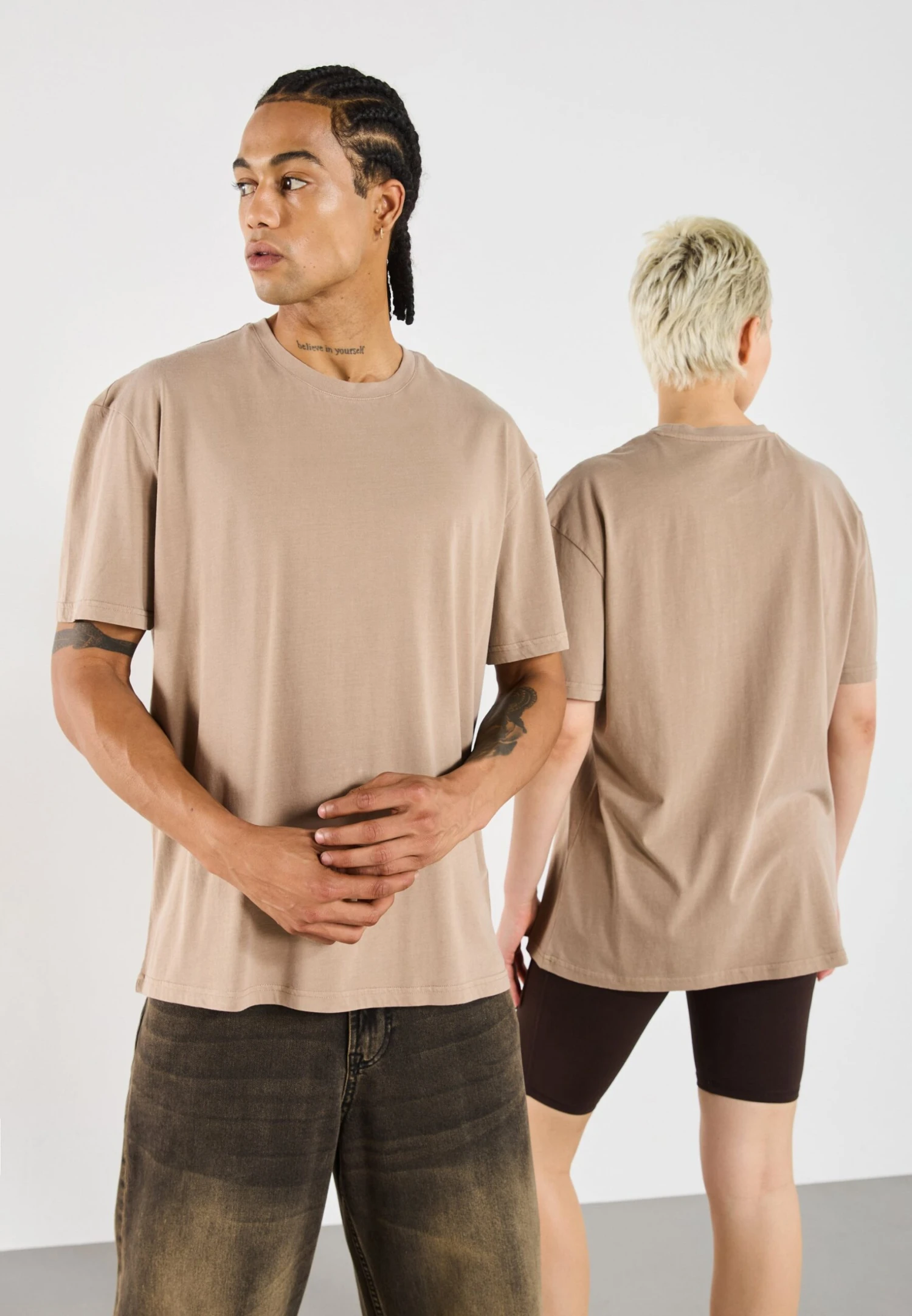 YOURTURN UNISEX BASIC GARMENT WASHED - Basic T-shirt - Taupe 5 YOURTURN UNISEX BASIC GARMENT WASHED - Basic T-shirt - Taupe - Image 3