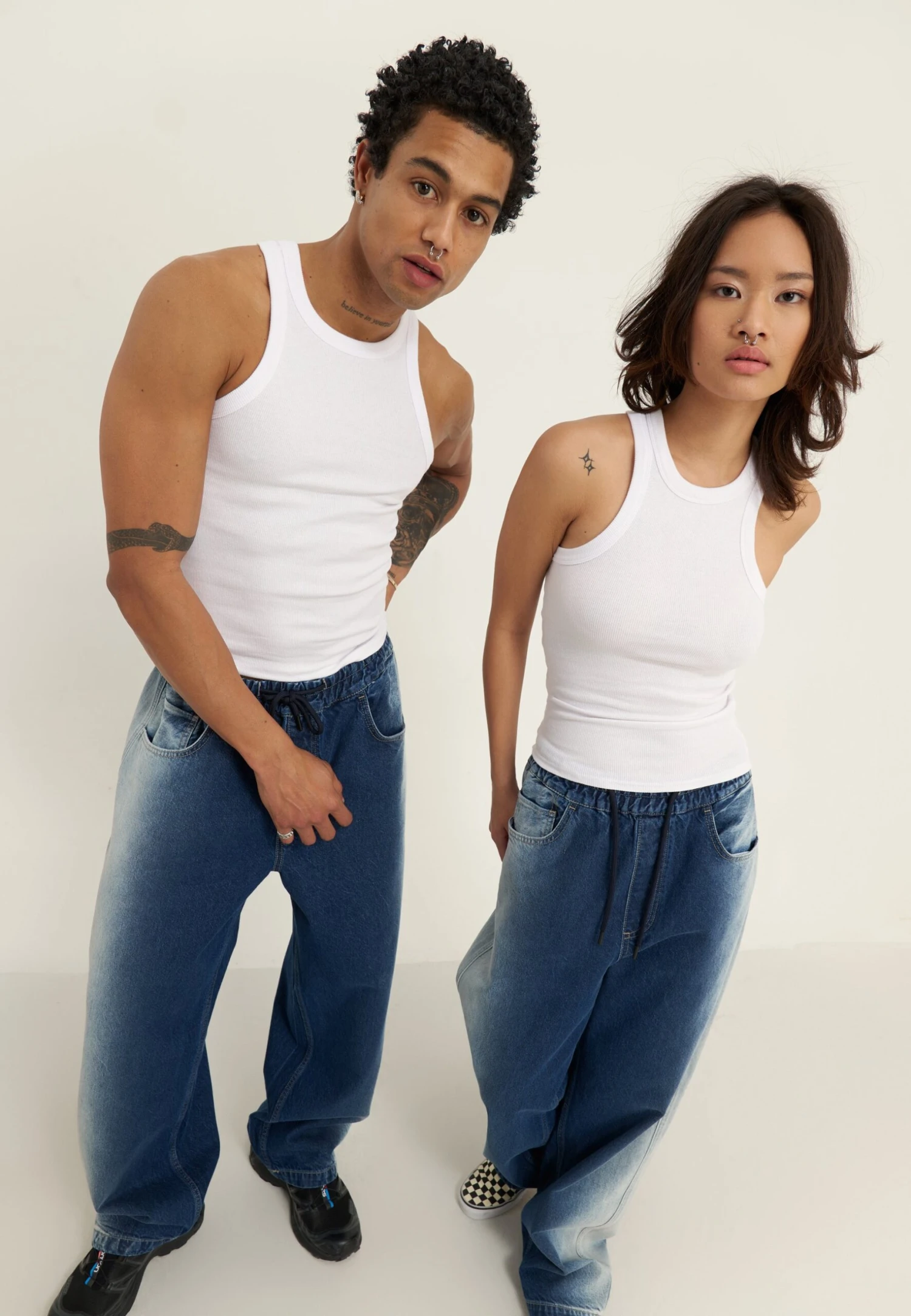 YOURTURN BASIC RIB MUSCLE RACER TANKS UNISEX 2 PACK - Top - White/black 4 YOURTURN BASIC RIB MUSCLE RACER TANKS UNISEX 2 PACK - Top - White/black - Image 2