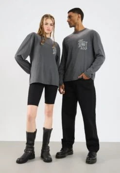 YOURTURN UNISEX - Long Sleeved Top - Grey Wash -Yourturn Shop c6c86e9ead494c52b304a7c538836da5