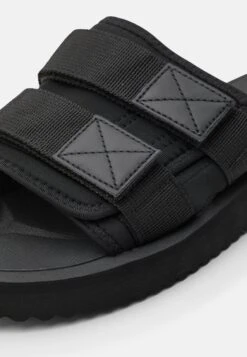 YOURTURN Unisex - Mules - Black -Yourturn Shop cd5ae66b37864200a55872ef21c96b5b