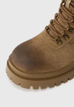 YOURTURN UNISEX - Lace-up Ankle Boots - Taupe 14 YOURTURN UNISEX - Lace-up Ankle Boots - Taupe -Yourturn Shop cf78eec106724612a56ae1dc5e28154d