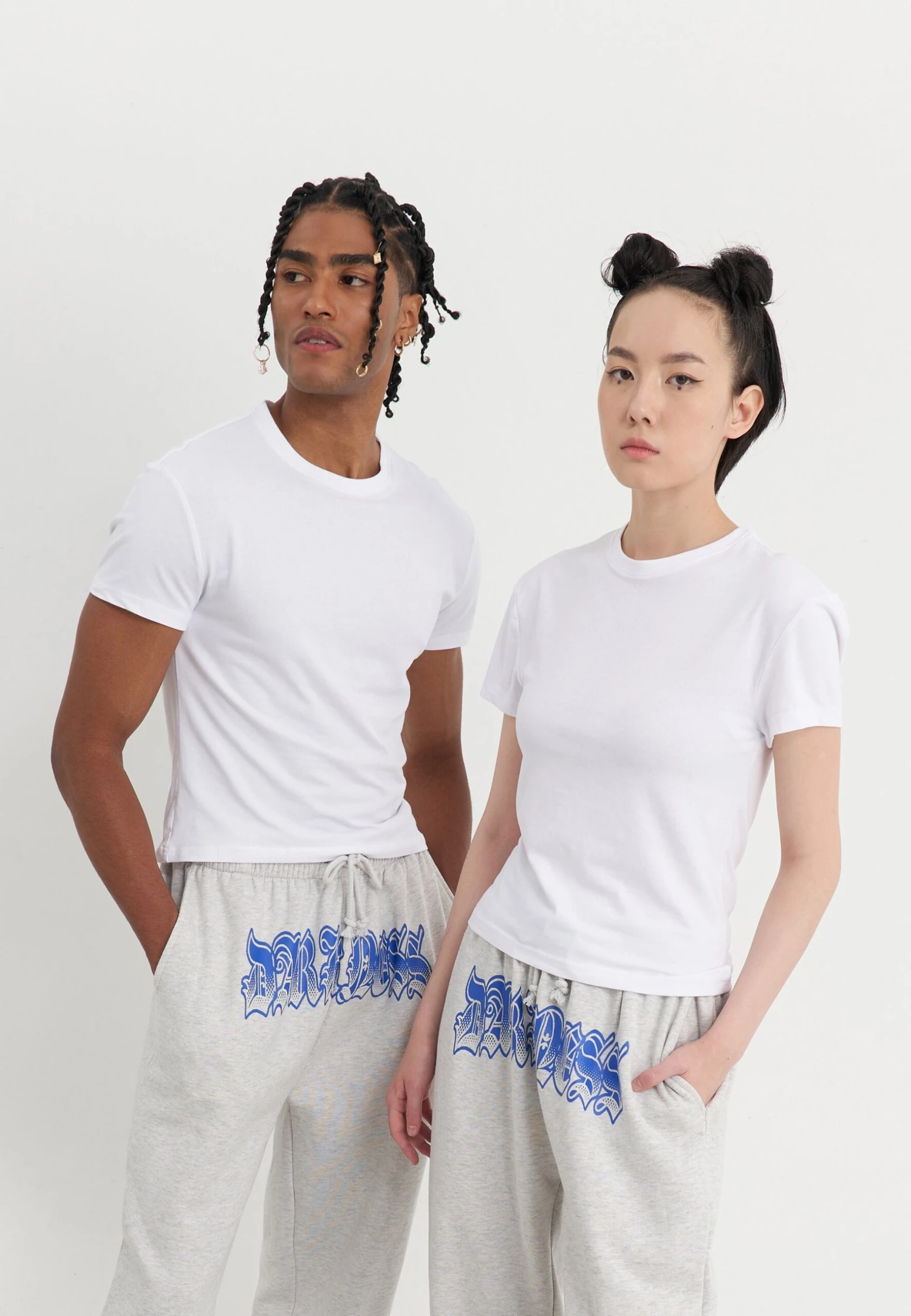 YOURTURN BASIC BABY T-SHIRT UNISEX 2 PACK - Basic T-shirt - Black/white 4 YOURTURN BASIC BABY T-SHIRT UNISEX 2 PACK - Basic T-shirt - Black/white - Image 2