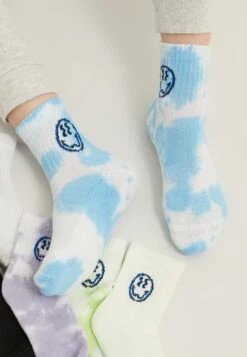 UNISEX 5 PACK - Socks - White/black/blue -Yourturn Shop d52b44325b134f1981e76878474c5589