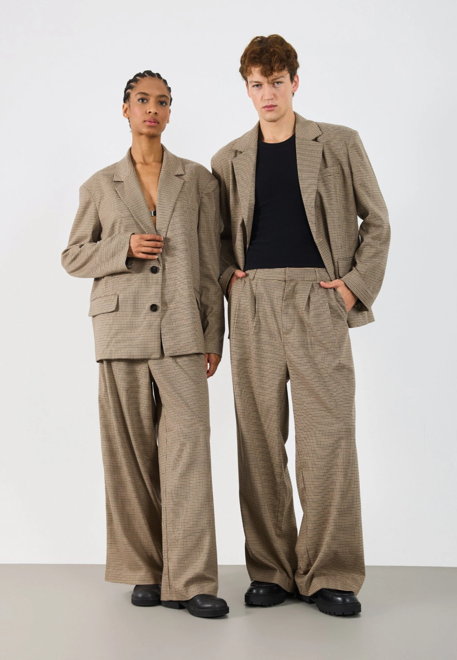 YOURTURN UNISEX - Trousers - Dark Grey 4 YOURTURN UNISEX - Trousers - Dark Grey - Image 2