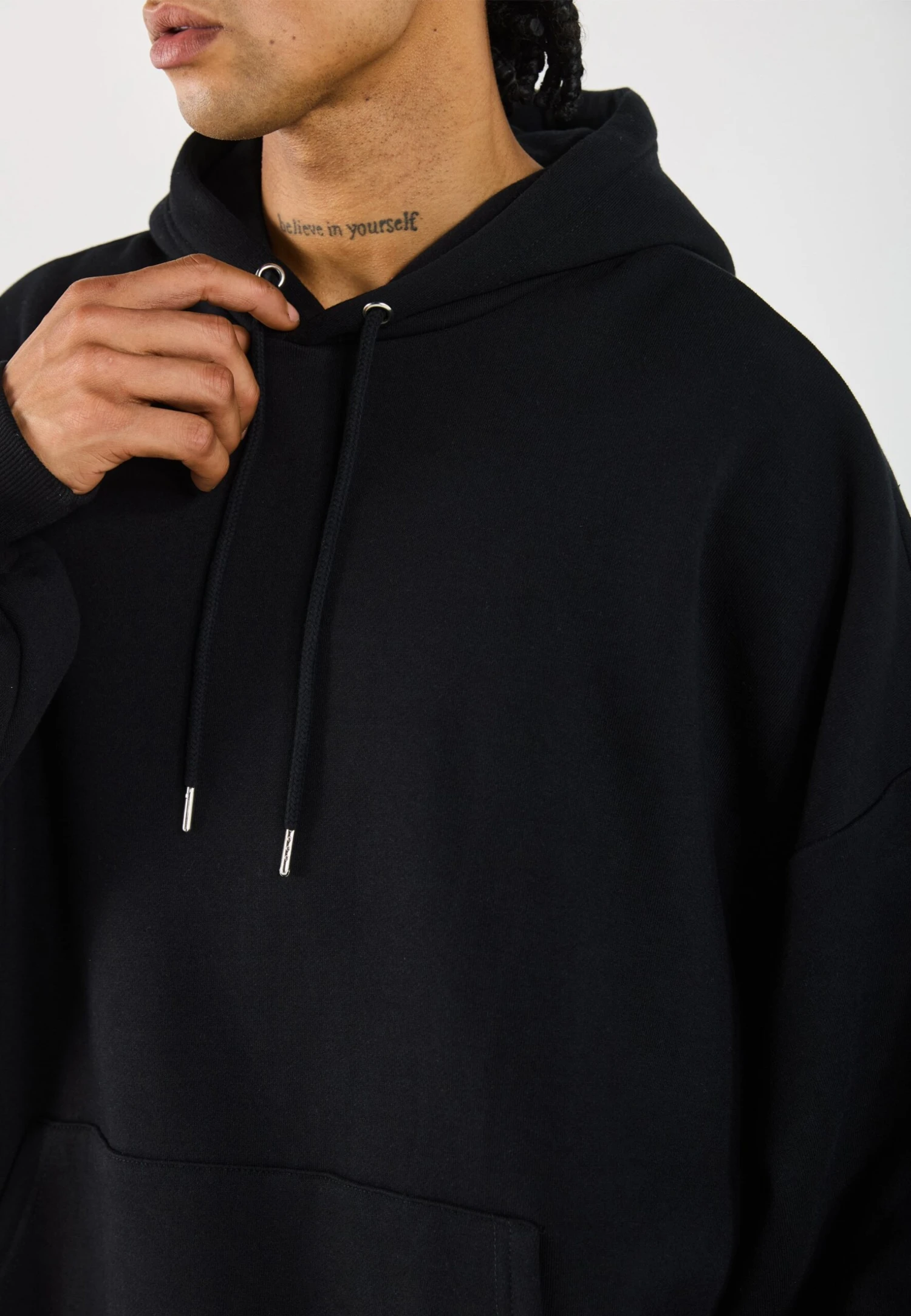 YOURTURN OVERSIZE BASIC HOODIE UNISEX - Hoodie - True Black 9 YOURTURN OVERSIZE BASIC HOODIE UNISEX - Hoodie - True Black - Image 7