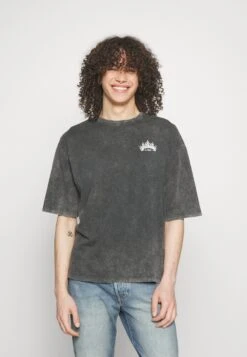 YOURTURN Skull Graphic Tee Unisex - Print T-Shirt - Mottled Black 10 YOURTURN Skull Graphic Tee Unisex - Print T-Shirt - Mottled Black -Yourturn Shop da5ddb789f454a678b4b27212f932166