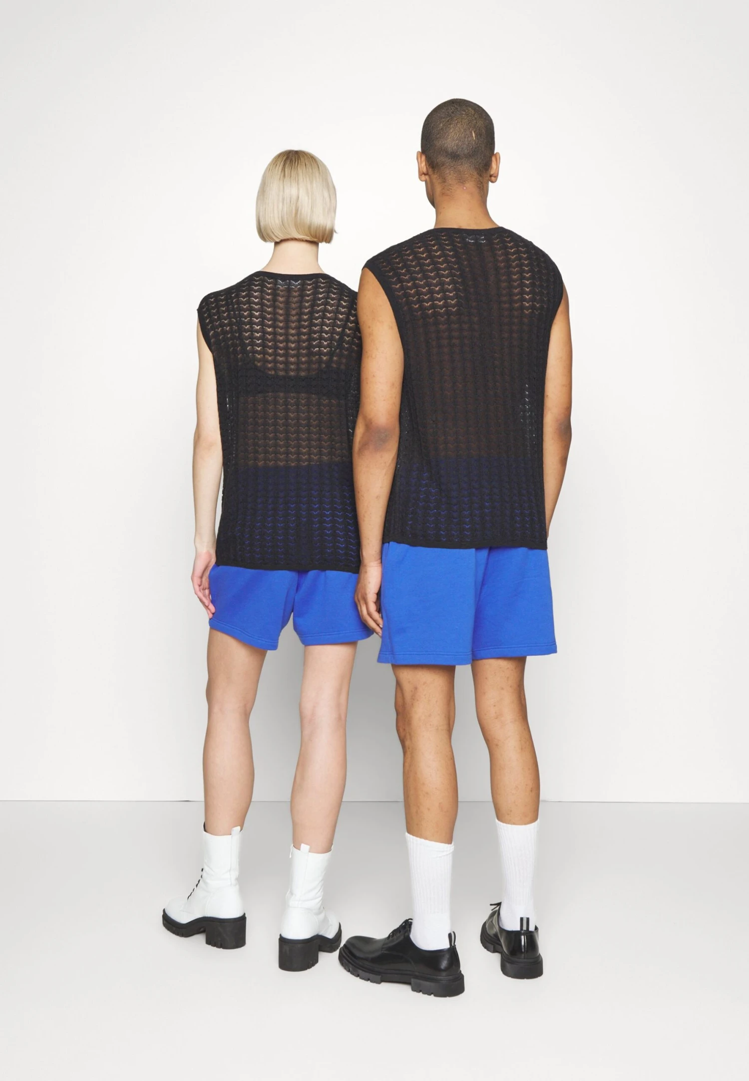 YOURTURN Sheer- Jumper - Black 5 YOURTURN Sheer- Jumper - Black - Image 3