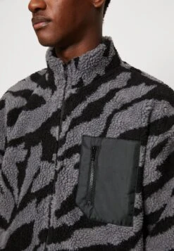 YOURTURN Unisex - Fleece Jacket - Grey 13 YOURTURN Unisex - Fleece Jacket - Grey -Yourturn Shop e22cc4c1616341af98da8e664ca12df5