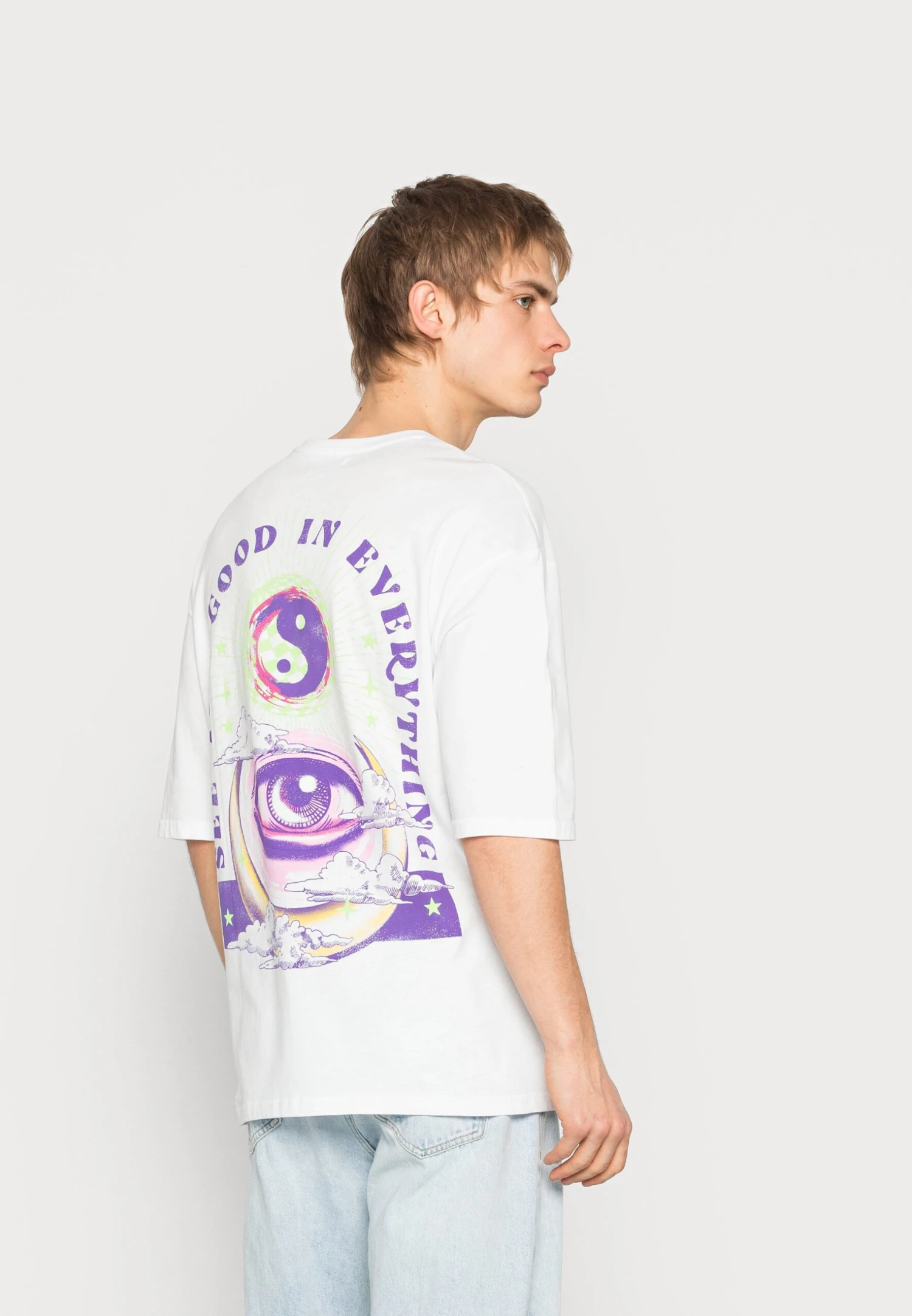 YOURTURN Good In Everything Graphic T-Shirt Unisex - Print T-Shirt - White 3 YOURTURN Good In Everything Graphic T-Shirt Unisex - Print T-Shirt - White