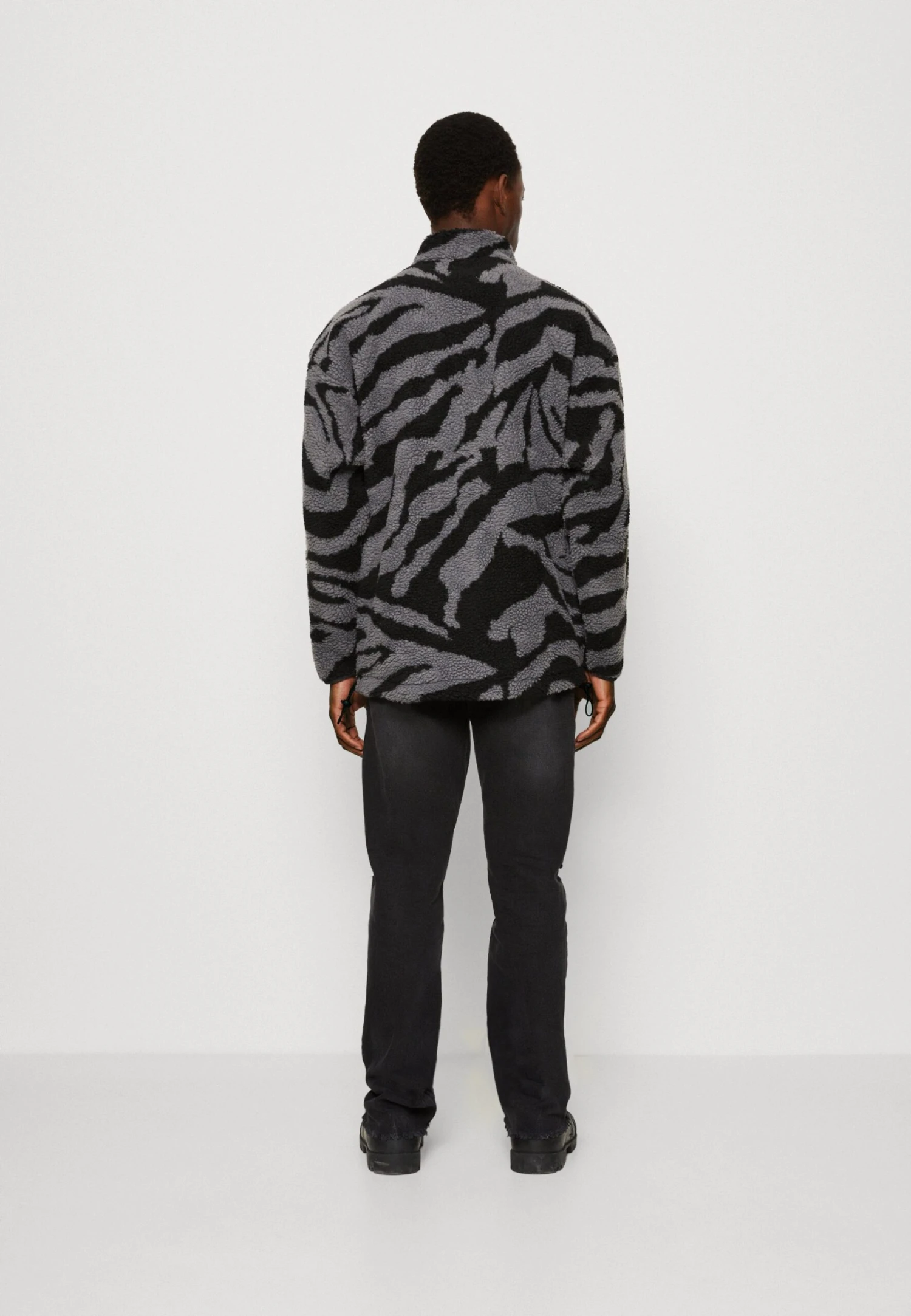 YOURTURN Unisex - Fleece Jacket - Grey 5 YOURTURN Unisex - Fleece Jacket - Grey - Image 3