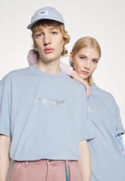 YOURTURN Print T-Shirt - Light Blue 11 YOURTURN Print T-Shirt - Light Blue -Yourturn Shop fe2b57a42457427c941e972cbdef50de